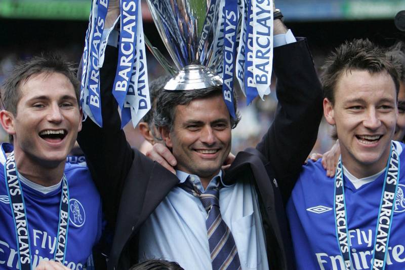 Ex-England boss: Mourinho failed against PSG